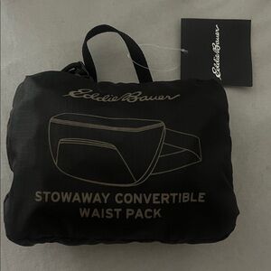 Eddie Bauer Stowaway Convertible Waist Pack - NWT
Onyx Black
